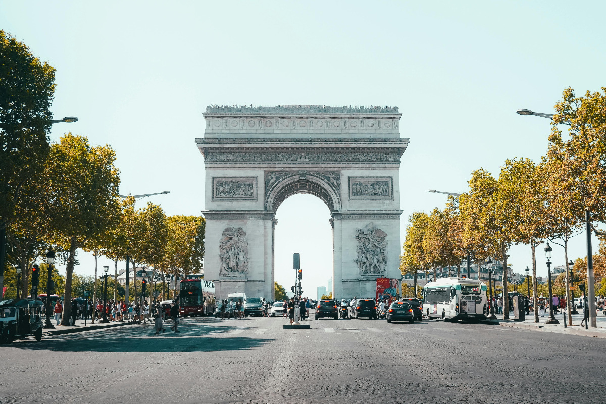 Paris hero